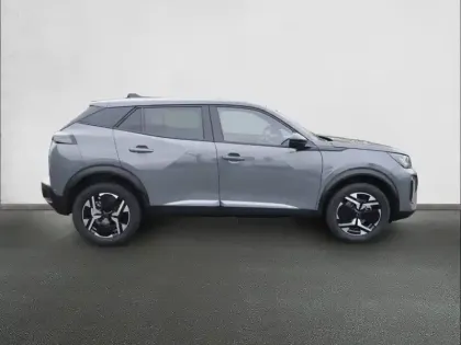 Photo 43 Peugeot 2008  Hybrid 145 e-DCS6