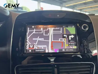 Photo 16 Renault Clio  TCe 90 Energy