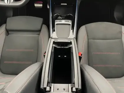 Photo 17 Mercedes EQA  250+