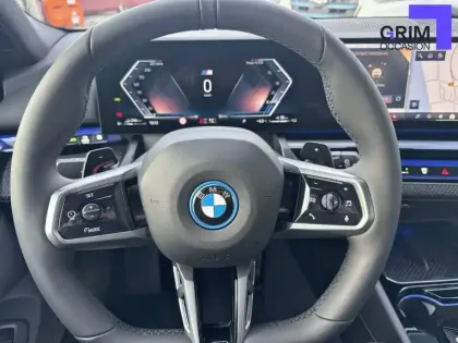 Photo 5 BMW Serie 5 Touring 550e xDrive PHEV 489 ch BVA8