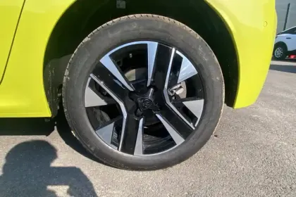 Photo 12 Peugeot 208 Gén. II Ph2 Allure 5