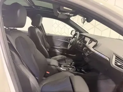 Photo 36 BMW Serie 1 120i 178 ch DKG7