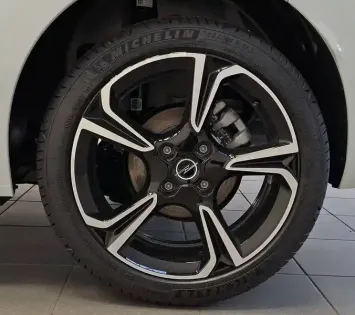 Photo 88 Opel Corsa  1.2 Turbo 100 ch BVA8