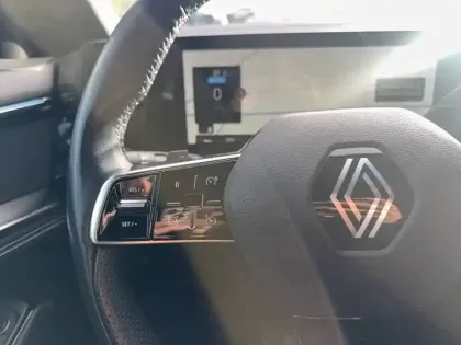 Photo 39 Renault Austral  E-Tech hybrid 200