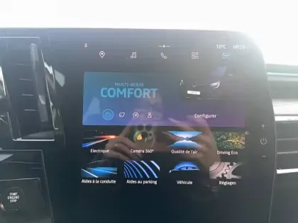 Photo 49 Renault Austral  E-Tech hybrid 200