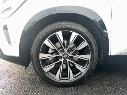 Photo 8 Renault Austral  E-Tech hybrid 200