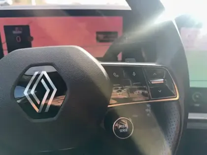 Photo 40 Renault Austral  E-Tech hybrid 200