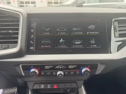 Photo 18 Audi A1  Sportback 25 TFSI 95 ch S tronic 7