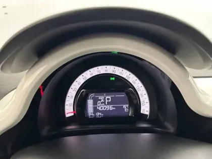 Photo 16 Renault Twingo  III Achat Intégral - 21