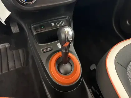 Photo 12 Renault Twingo  III Achat Intégral - 21