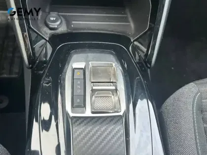 Photo 22 Peugeot 208  Electrique 50 kWh 136ch