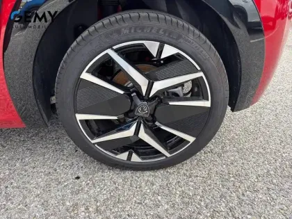 Photo 10 Peugeot 208  Electrique 54 kWh 156ch