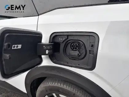 Photo 17 Peugeot 5008  Electrique 210 ch 73 kWh