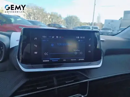 Photo 53 Peugeot 208  PureTech 75 S&S BVM5