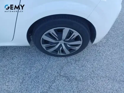 Photo 29 Peugeot 208 Gén. II Ph1 NG Active Pack 5