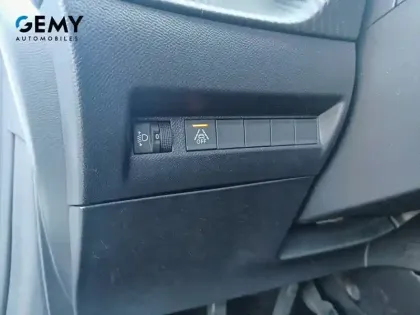 Photo 50 Peugeot 208  PureTech 75 S&S BVM5