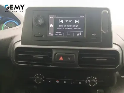 Photo 36 Peugeot Partner E- FOURGON M 800 KG 136 CH BATTERIE 50 KWH