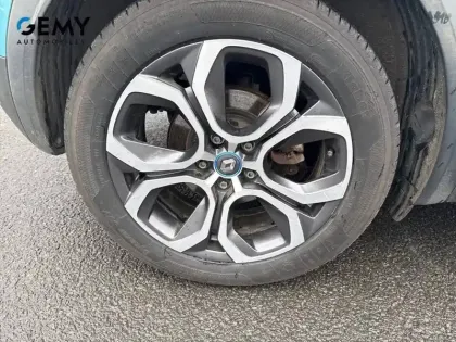 Photo 13 Renault Captur  E-Tech Plug-in 160