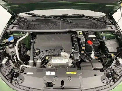 Photo 20 Peugeot 308  PureTech 130ch S&S BVM6