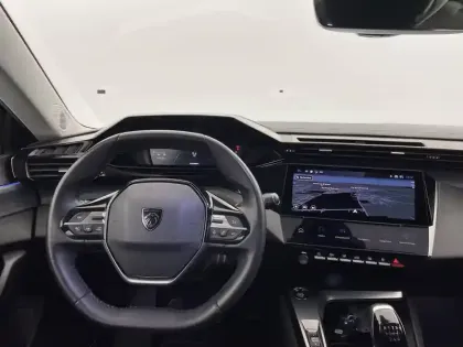 Photo 21 Peugeot 308  PureTech 130ch S&S BVM6