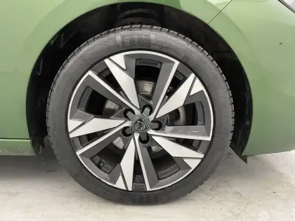 Photo 17 Peugeot 308  PureTech 130ch S&S BVM6