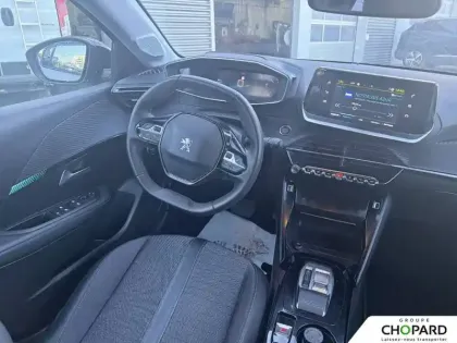 Photo 9 Peugeot 208  Electrique 50 kWh 136ch