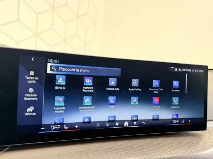 Photo 161 BMW Serie 3 Touring 330e 292 ch BVA8