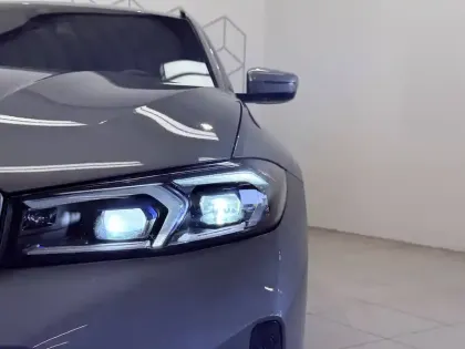 Photo 125 BMW Serie 3 Touring 330e 292 ch BVA8