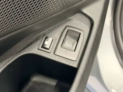 Photo 134 BMW Serie 3 Touring 330e 292 ch BVA8