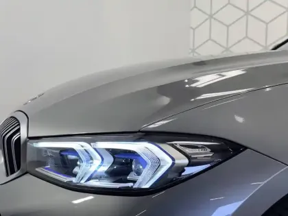 Photo 16 BMW Serie 3 Touring 330e 292 ch BVA8