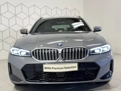 Photo 113 BMW Serie 3 Touring 330e 292 ch BVA8