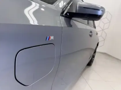 Photo 72 BMW Serie 3 Touring 330e 292 ch BVA8