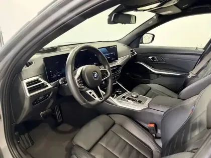 Photo 79 BMW Serie 3 Touring 330e 292 ch BVA8