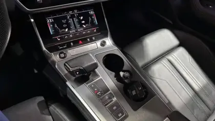 Photo 17 Audi A6  Avant 55 TFSIe 367 ch S tronic 7 Quattro