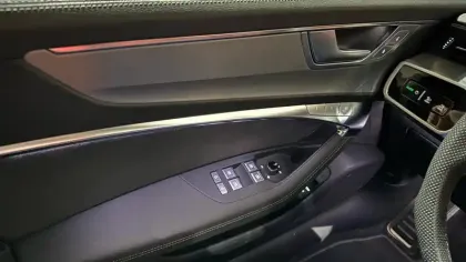 Photo 13 Audi A6  Avant 55 TFSIe 367 ch S tronic 7 Quattro