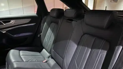 Photo 31 Audi A6  Avant 55 TFSIe 367 ch S tronic 7 Quattro