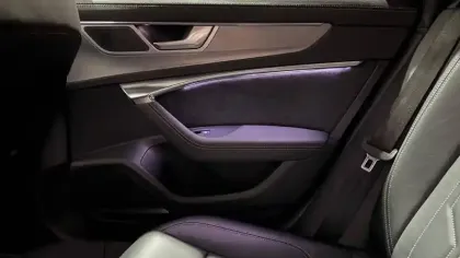 Photo 33 Audi A6  Avant 55 TFSIe 367 ch S tronic 7 Quattro