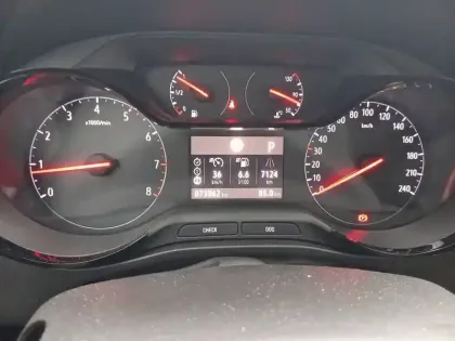 Photo 9 Opel Crossland  1.2 Turbo 130 ch BVA6