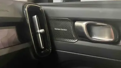 Photo 35 Volvo Xc40 Gén. I Ph2 Plus 5