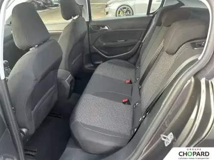 Photo 41 Peugeot 308  PureTech 130ch S&S BVM6