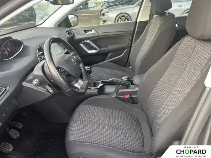 Photo 10 Peugeot 308  PureTech 130ch S&S BVM6