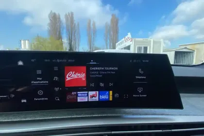 Photo 34 Peugeot 3008  Hybrid 145 e-DCS6