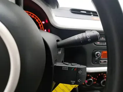 Photo 27 Renault Twingo  III SCe 65 - 21