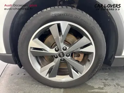 Photo 8 Audi Q4  e-tron 40 204 ch 82 kW