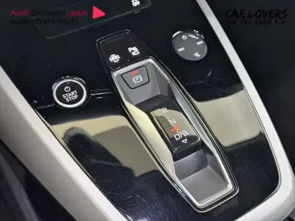 Photo 13 Audi Q4  e-tron 40 204 ch 82 kW