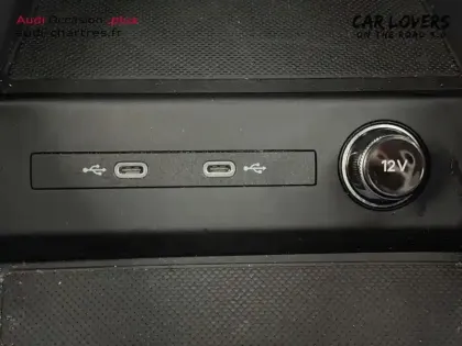 Photo 20 Audi Q4  e-tron 40 204 ch 82 kW