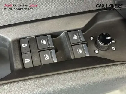 Photo 19 Audi Q4  e-tron 40 204 ch 82 kW