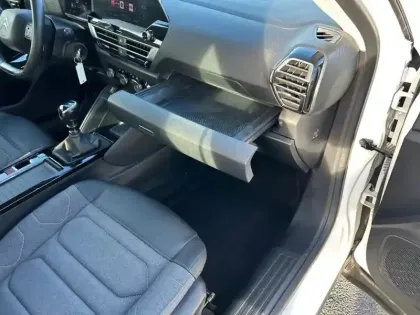 Photo 15 Citroën C4  PureTech 130 S&S BVM6 Feel Pack