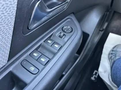 Photo 19 Citroën C4  PureTech 130 S&S BVM6 Feel Pack