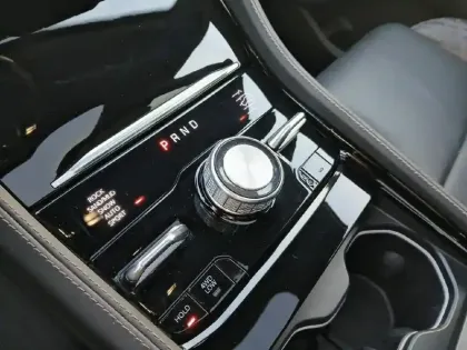 Photo 21 Jeep Grand Cherokee Gén. V Ph1 Summit Reserve 5